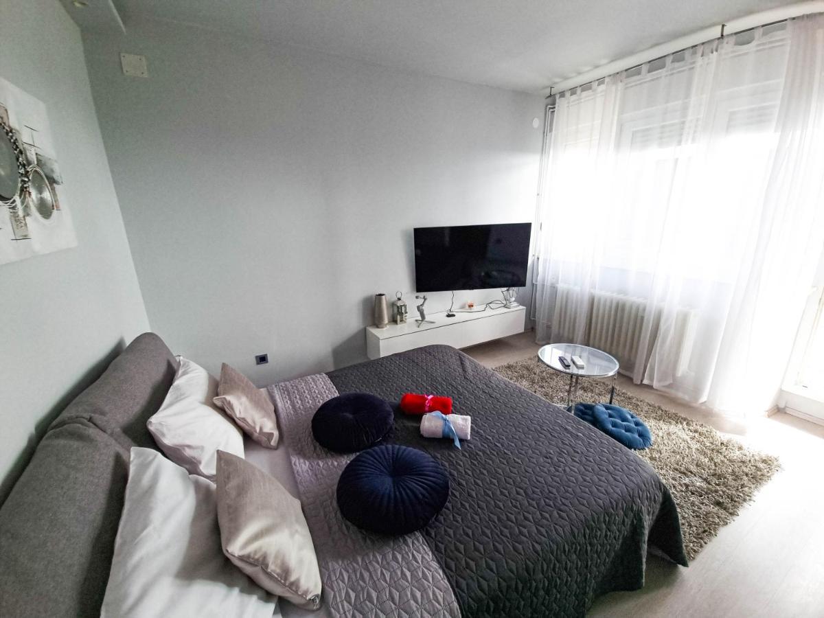 Apartment Apex Penthouse Self Check-In كارلوفاتش المظهر الخارجي الصورة